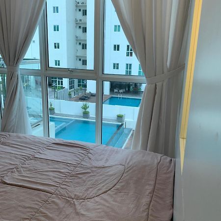 Straits Garden Suites By Yen'S Sojourn 乔治敦 外观 照片