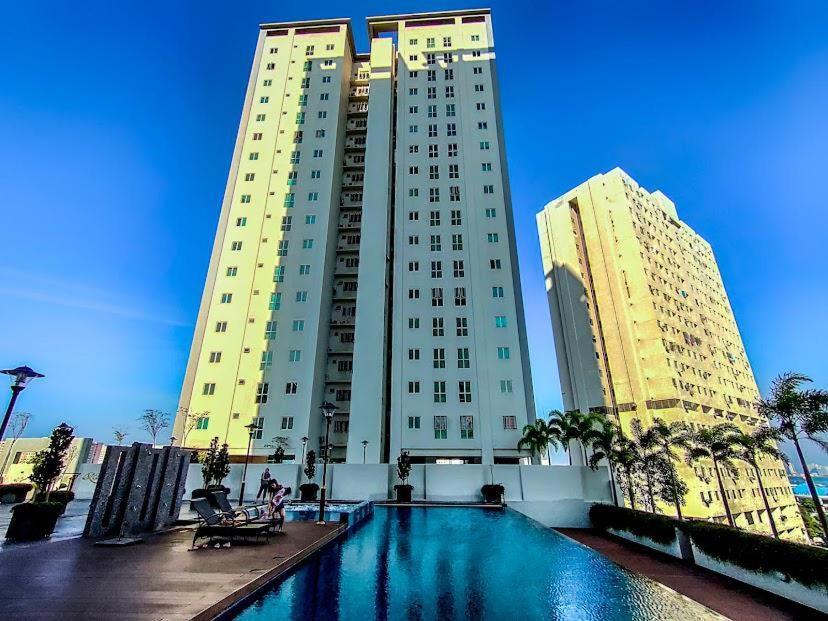 Straits Garden Suites By Yen'S Sojourn 乔治敦 外观 照片