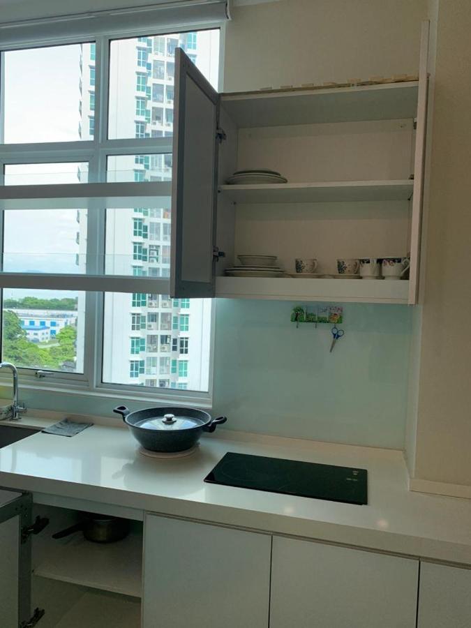 Straits Garden Suites By Yen'S Sojourn 乔治敦 外观 照片